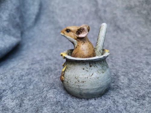 Stunning vienna bronze mouse - stunning,
