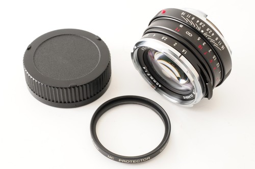 Near mint voigtlander nokton - [near,