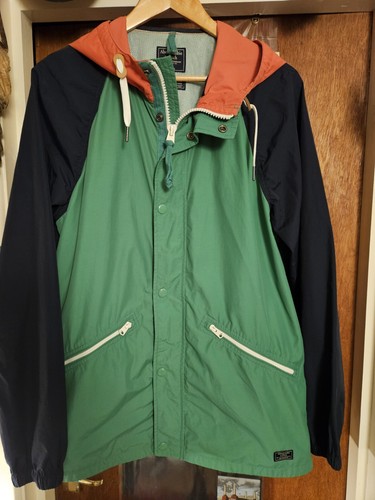 Abercrombie and fitch hooded - and,
