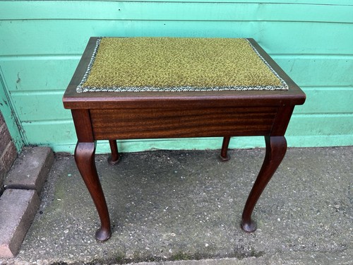 Nice vintage mahogany piano - vintage,