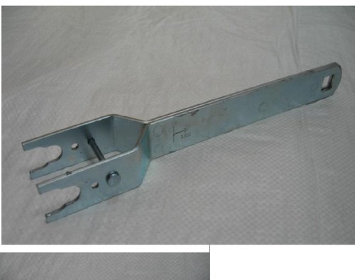Fence wire strainer handle - wire,
