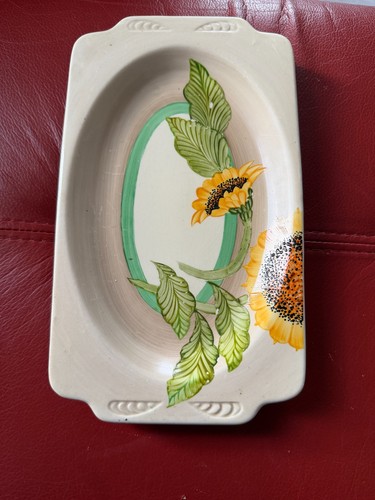 Art deco grays pottery hand - grays,