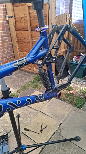 Kona full suspension - full, mountain