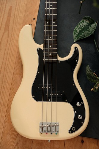 Fender japan pb70 70us - fender,