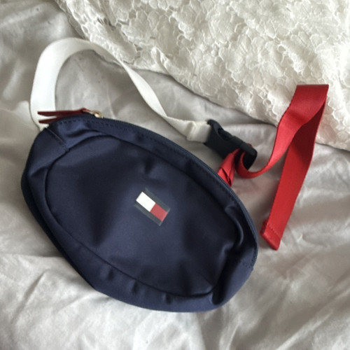 Tommy hilfiger navy bumbag - tommy,