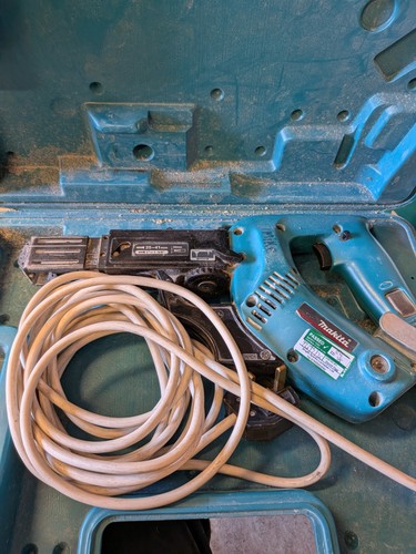Makita 240v collated - collated, screw