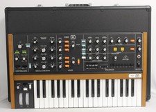 Behringer Poly D Analog