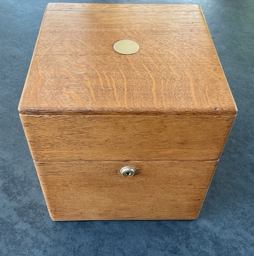 Antique victorian box with - box,