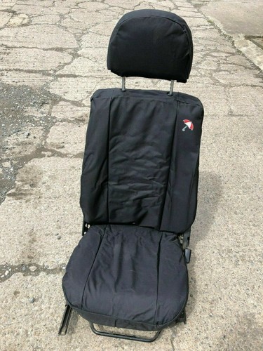 Black front seat covers land - 2,