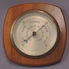 Comitti Aneroid Wall Barometer