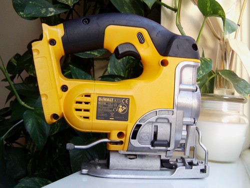 Dewalt dc318n 28v ion - dc318n, jig
