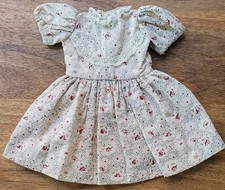 PRETTY CREAM FLOWER PRINT