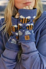 Pachamama Beehive Handwarmers