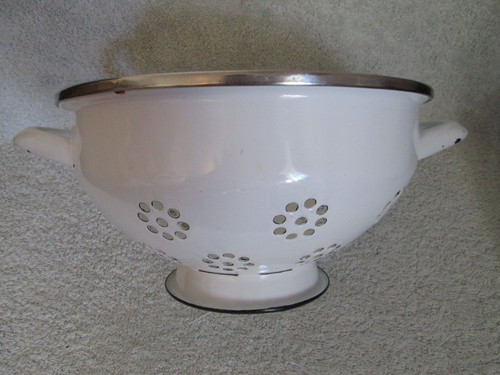 Large white enamel metal - white,
