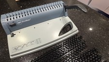 GBC Bindmate Comb Binding Machine and 4 Hole Punch with 31no small combs