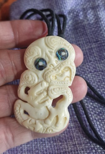 Vintage bone maori - bone,