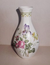 Royal Doulton CAMILLA  Bud Vase.