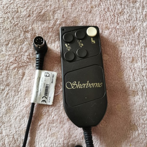 Sherbourne button 5pin - 5,