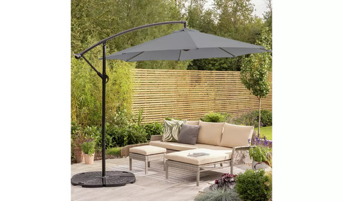 Habitat overhanging garden - habitat,