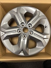 Suzuki Vitara 17 alloy wheel
