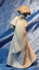 NAO by Lladro porcelain  Figurine Girl  in white dress  - So Shy 1109 20 cm Tall