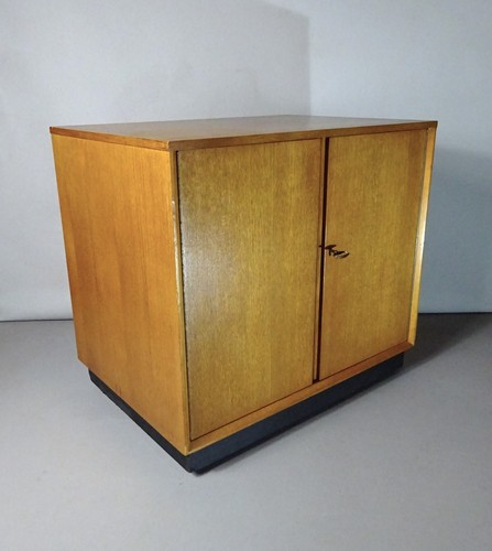 Mid century retro vintage - mid,