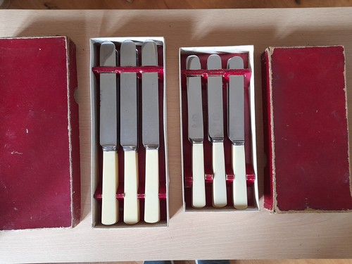 Vintage boxed cutlery - boxed,