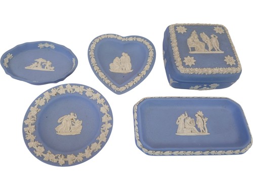 Wedgwood blue jasperware - blue,