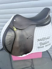 Brown Classic Saddlery 17 Inch