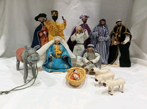 Rare vintage nativity figures - vintage,