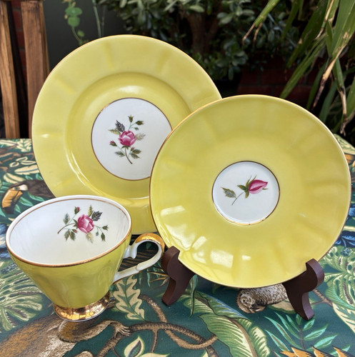 Walbazych yellow porcelain tea - yellow,