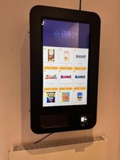 Touch Screen Vending Machine, 32inch, Contactless Payments, Age Verification