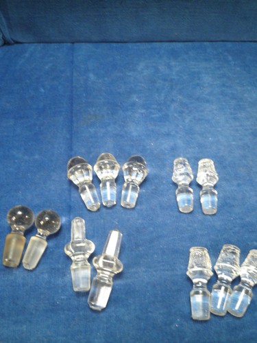 Twelve castor cruet bottle