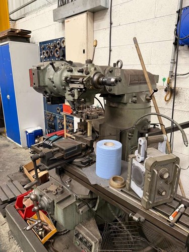 Bridgeport milling machine - milling,