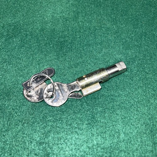Triumph steering lock 1958 - lock, 1958-66