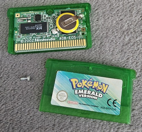 Pokémon emerald version - emerald,