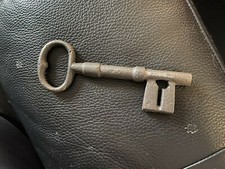 KEY CUTTING MACHINE KEY BOARDS /KEY BLANKS LOCKSMITH  