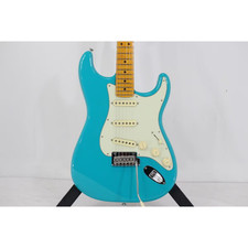 Auth FENDER AMERICAN PRO II STRATO Electric Guitar 260-007-173-7355