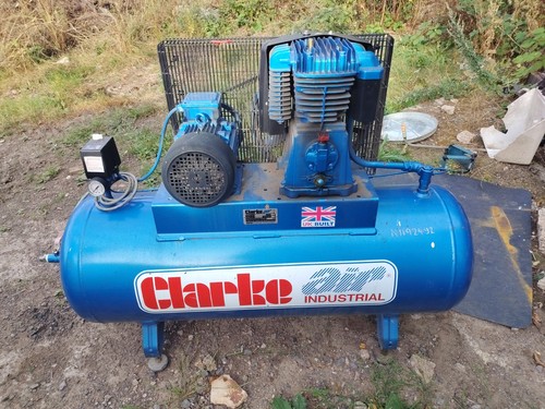 Clarke air compressor phase - 3,