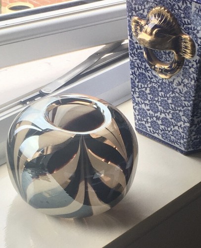 Tulip striped vase - striped,