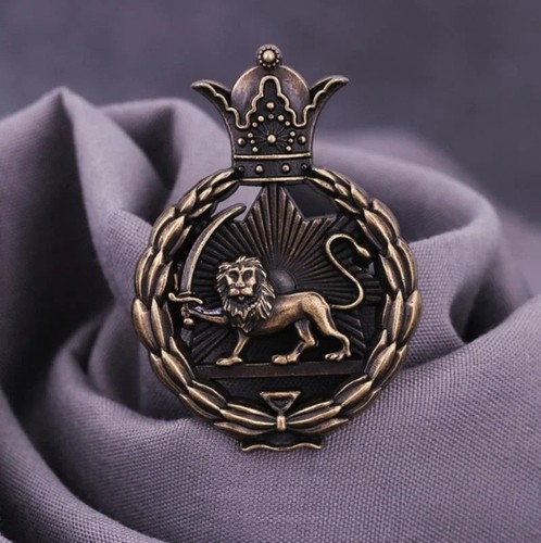 Persian lion crown brooch - crown,