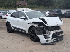 2016 Porsche Macan D PDK 95B