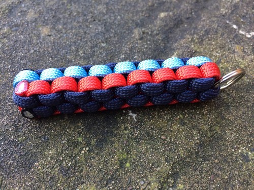 Paracord keyring keychain - keyring, in