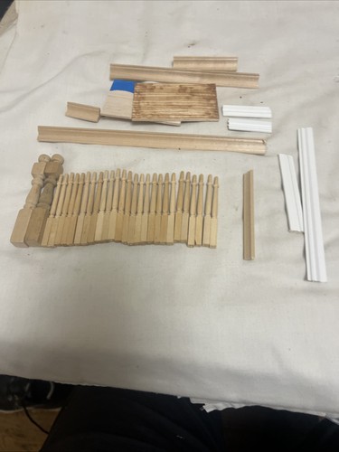 Wooden spindles 65mm - wooden,