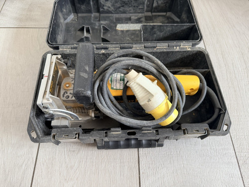 Dewalt dw682 110v 600w - dewalt,
