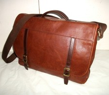 FOSSIL LEATHER MESSENGER
