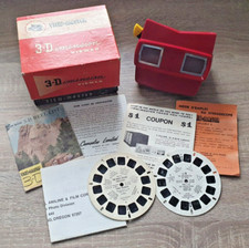 CHERRY RED VIEWMASTER MODEL E STEREO VIEWER RARE BOXED WITH REELS FORMS ETC M976
