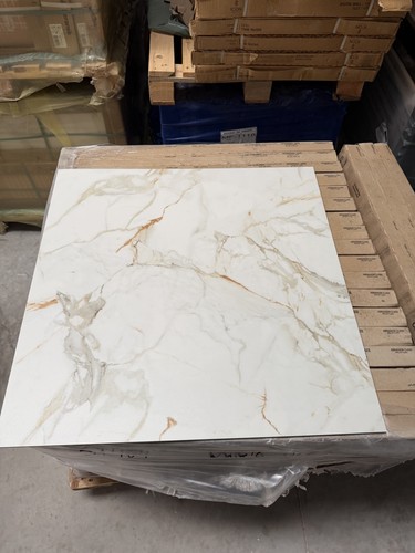 Job lot pallet - deal, gold