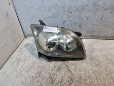 Toyota Avensis Headlight