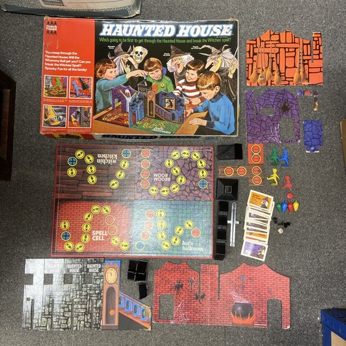 Haunted house board - haunted, denys